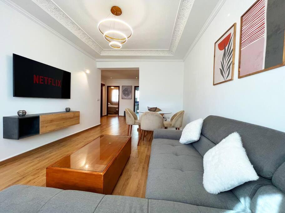 Rabat, Hassan Downtown: Tramway, Sunshine, Privacy Appartement Buitenkant foto